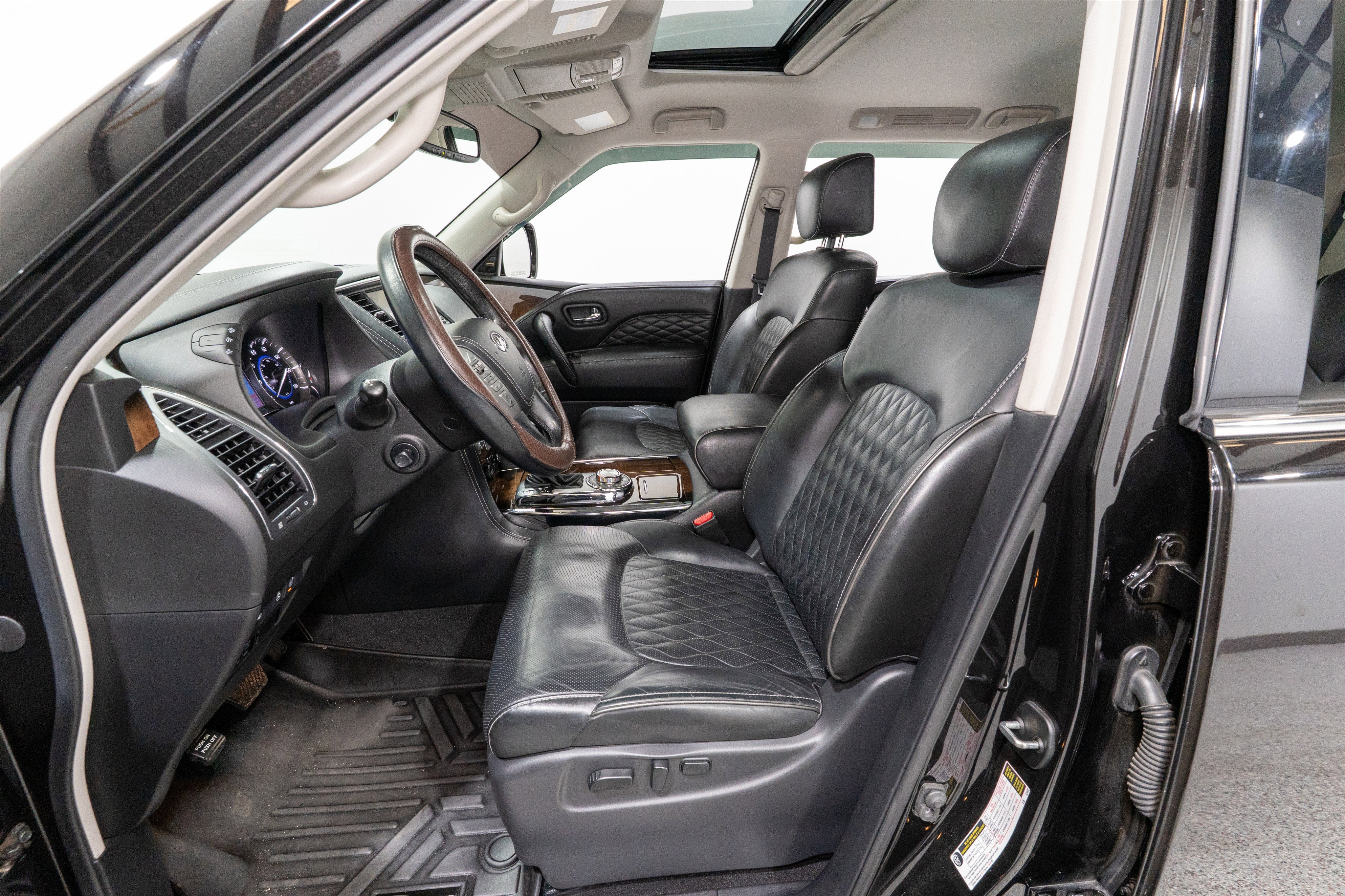 2019 INFINITI QX80 LUXE