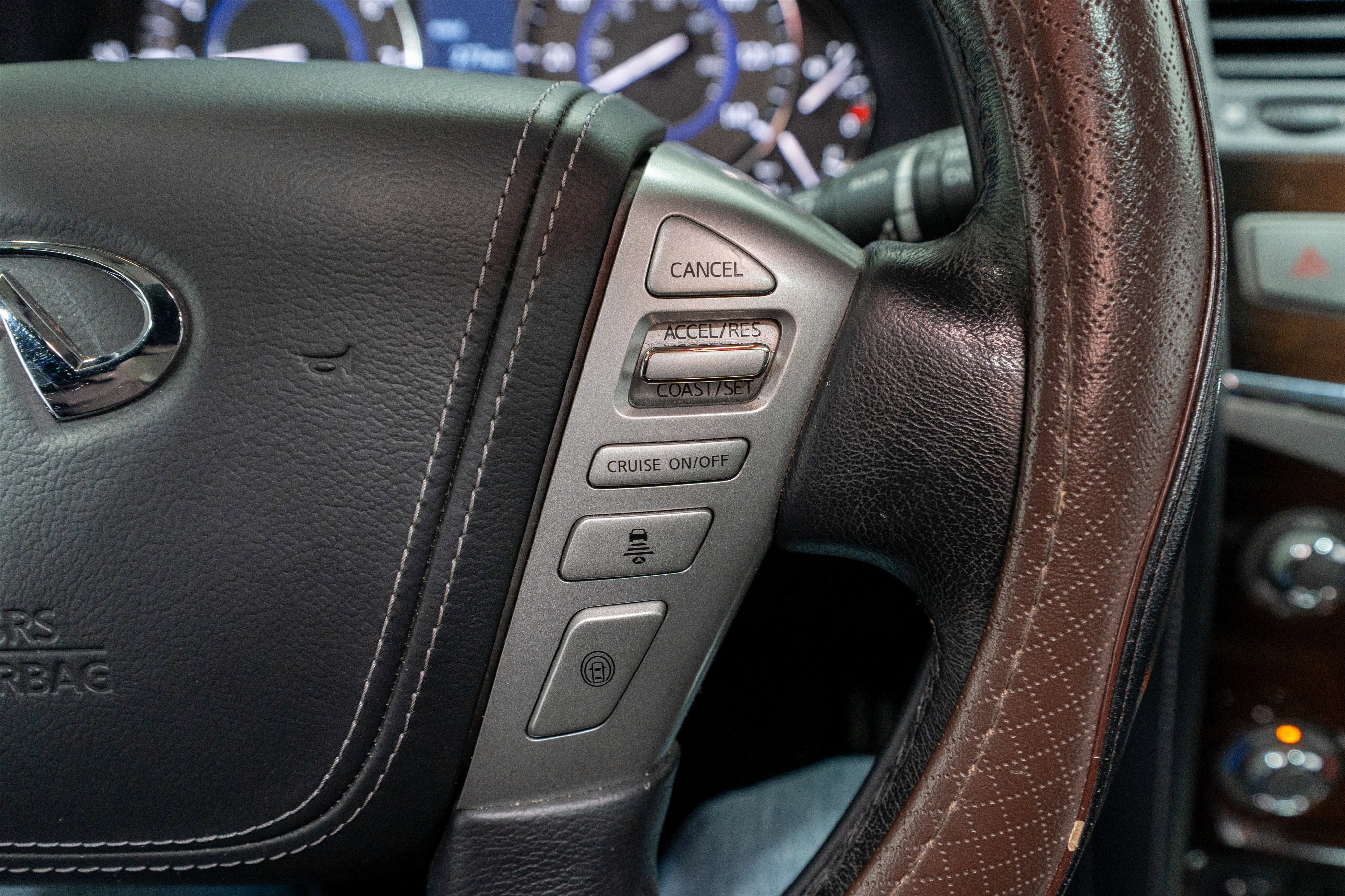 2019 INFINITI QX80 LUXE