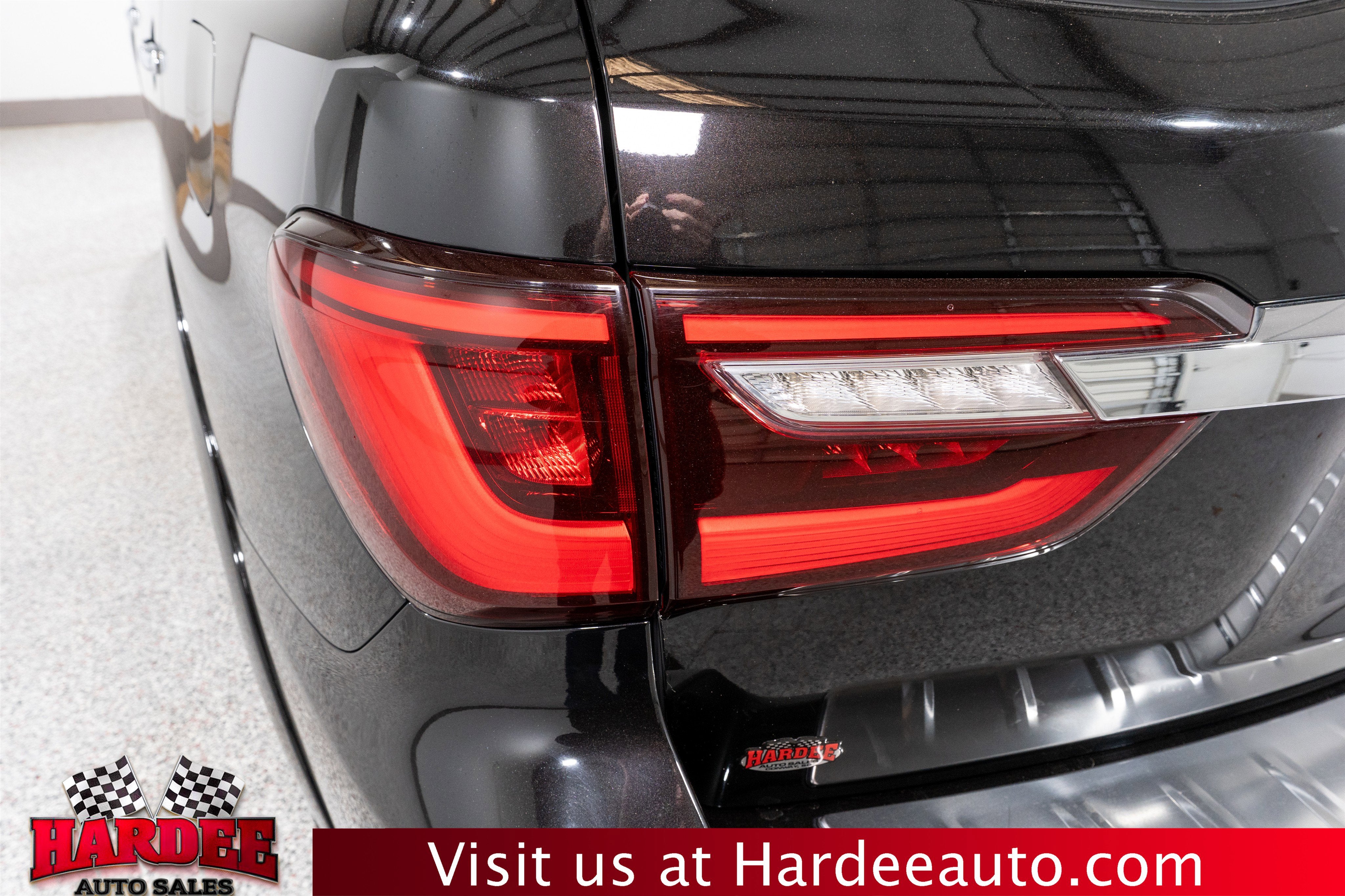 2019 INFINITI QX80 LUXE