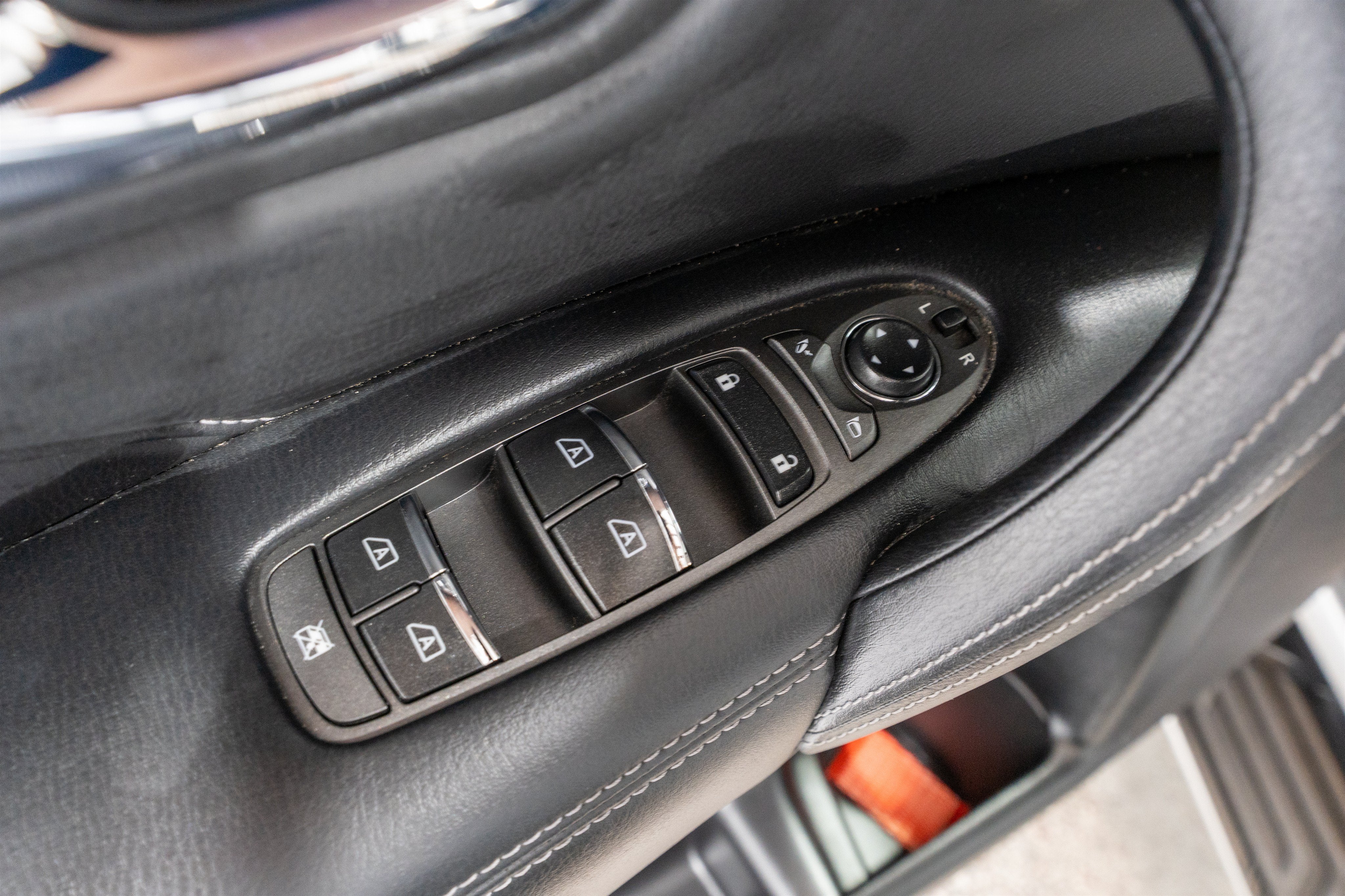 2019 INFINITI QX80 LUXE
