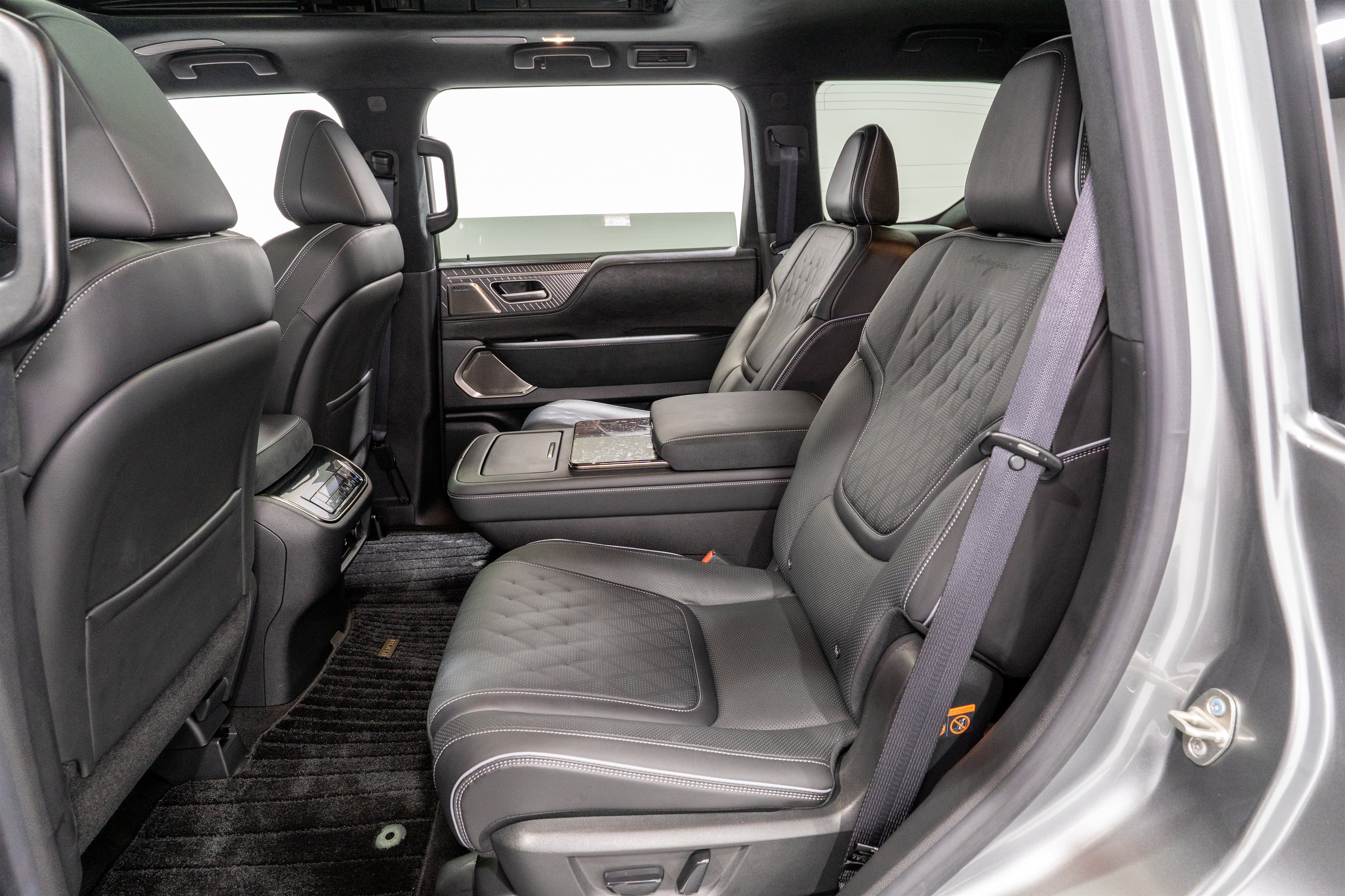 2025 INFINITI QX80 AUTOGRAPH