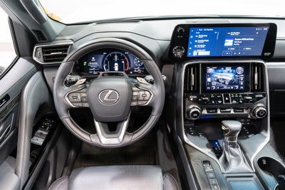 2025 Lexus LX 600 Luxury