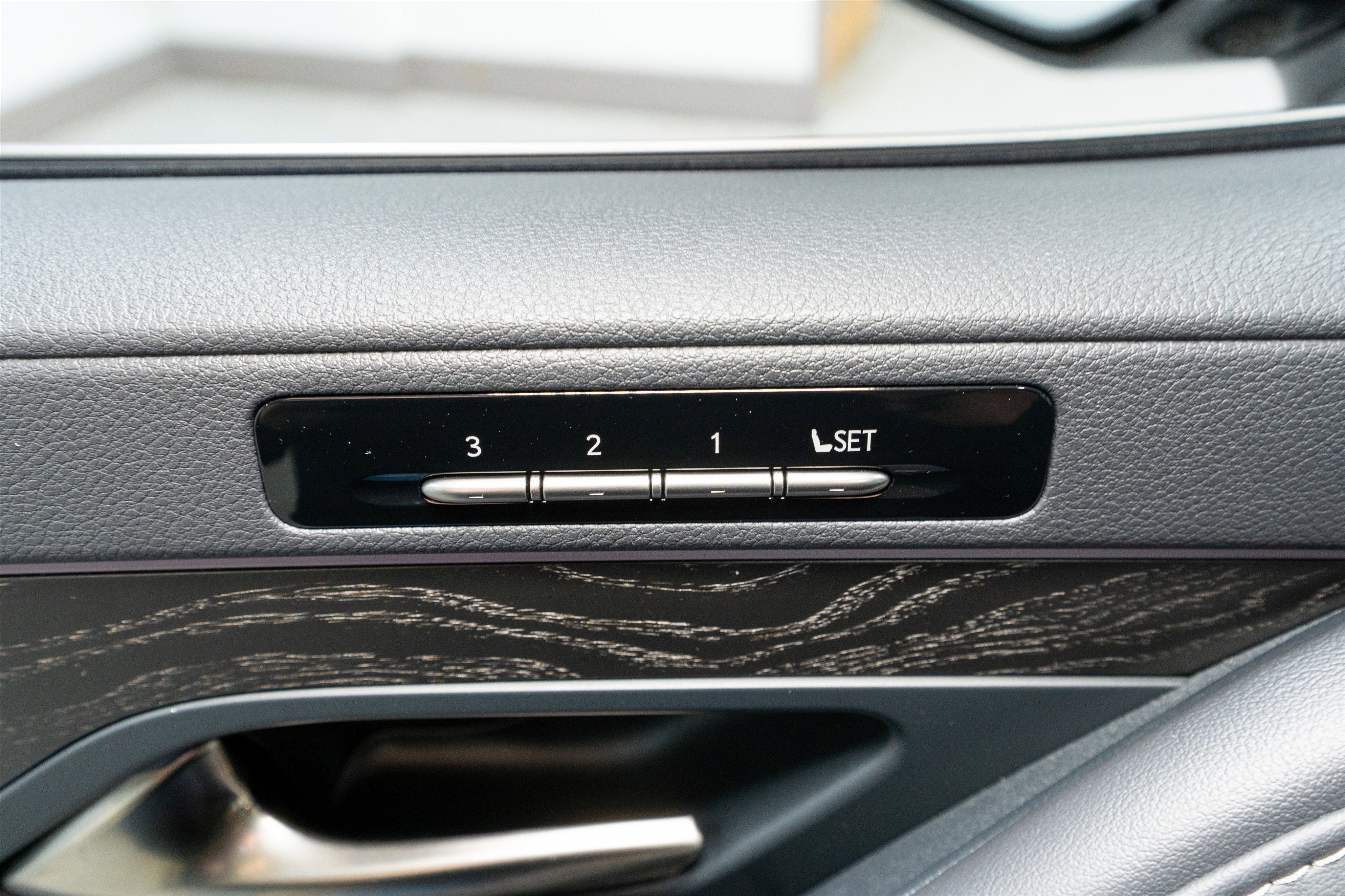 2025 Lexus LX 600 Luxury