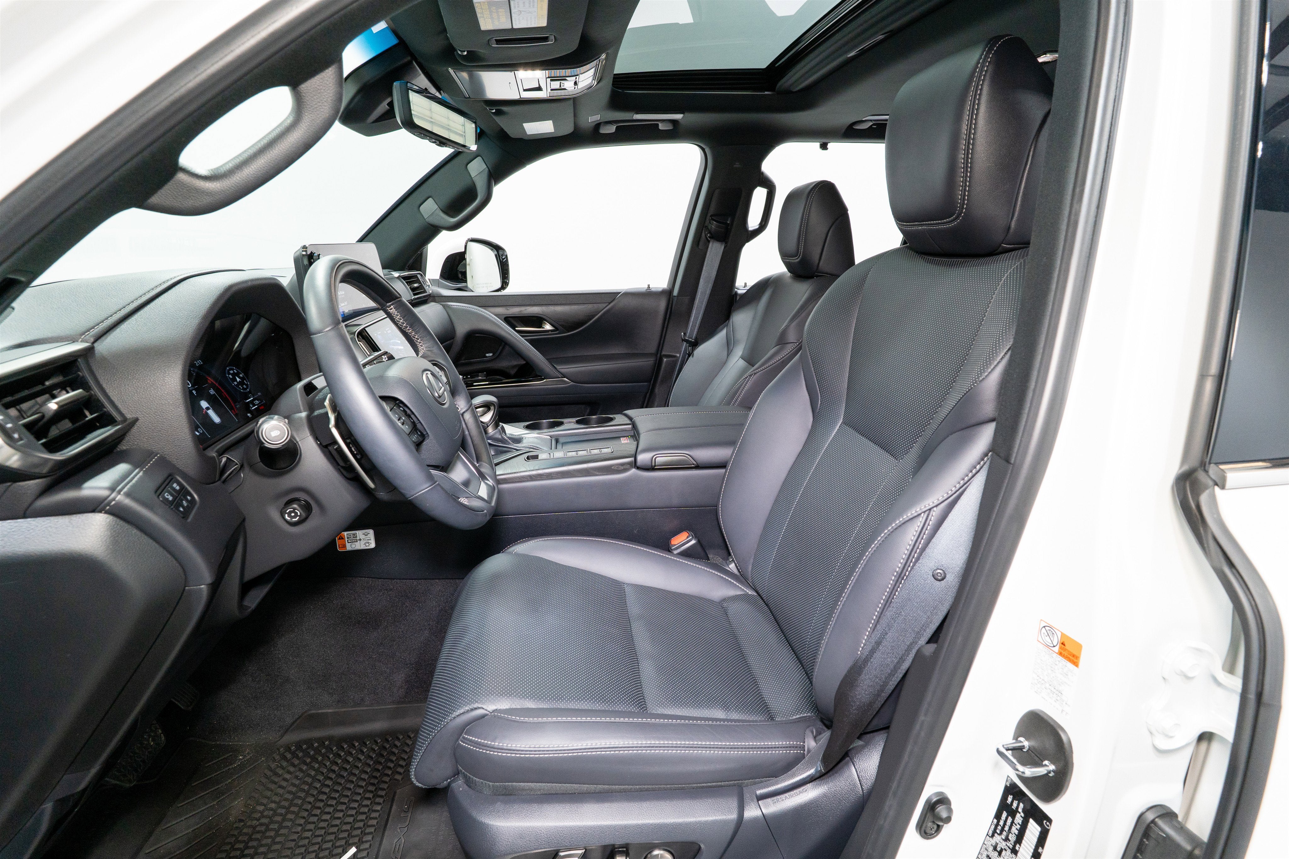 2025 Lexus LX 600 Luxury