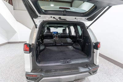 2025 Lexus LX 600 Luxury