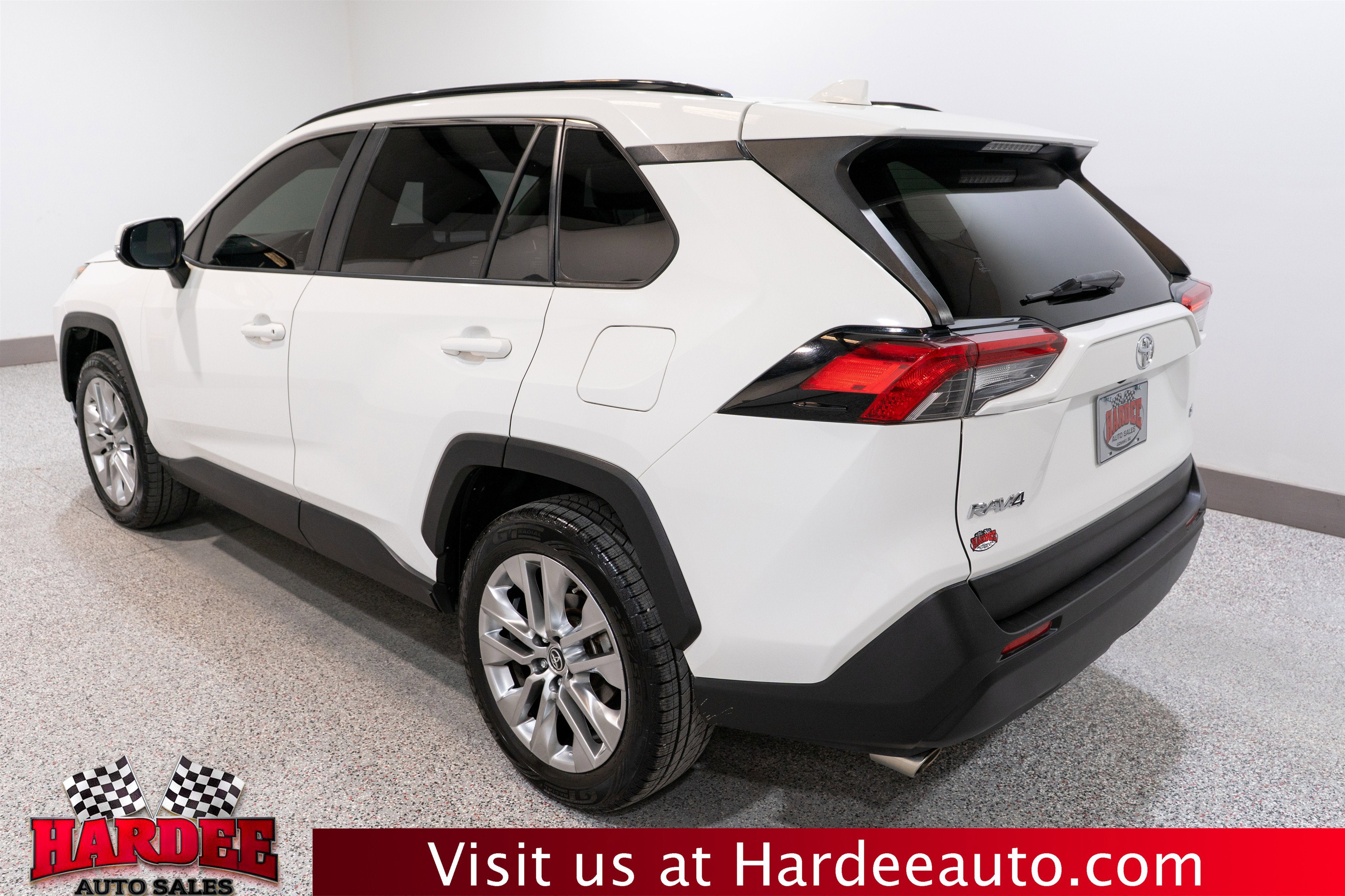 2019 Toyota RAV4 XLE Premium