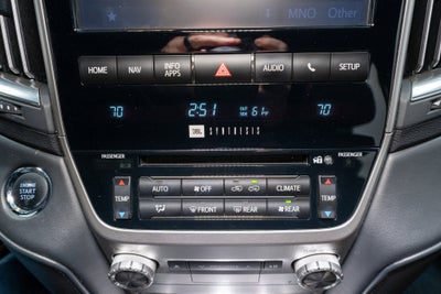 2018 Toyota Land Cruiser Base