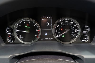 2018 Toyota Land Cruiser Base