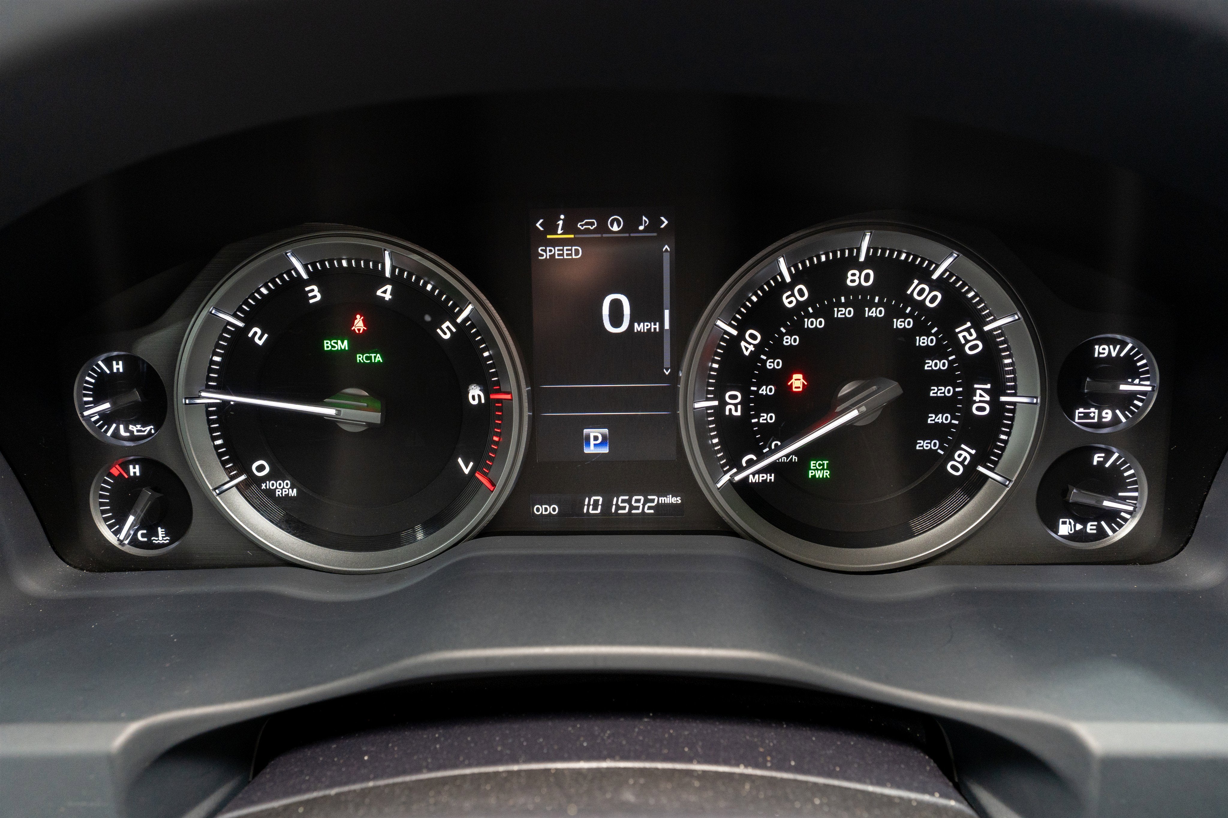 2018 Toyota Land Cruiser Base