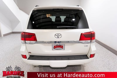 2018 Toyota Land Cruiser Base