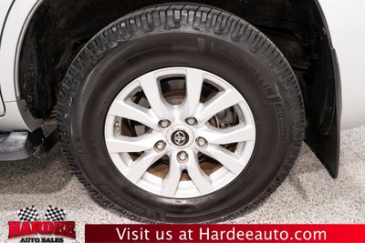 2016 Toyota Land Cruiser Base