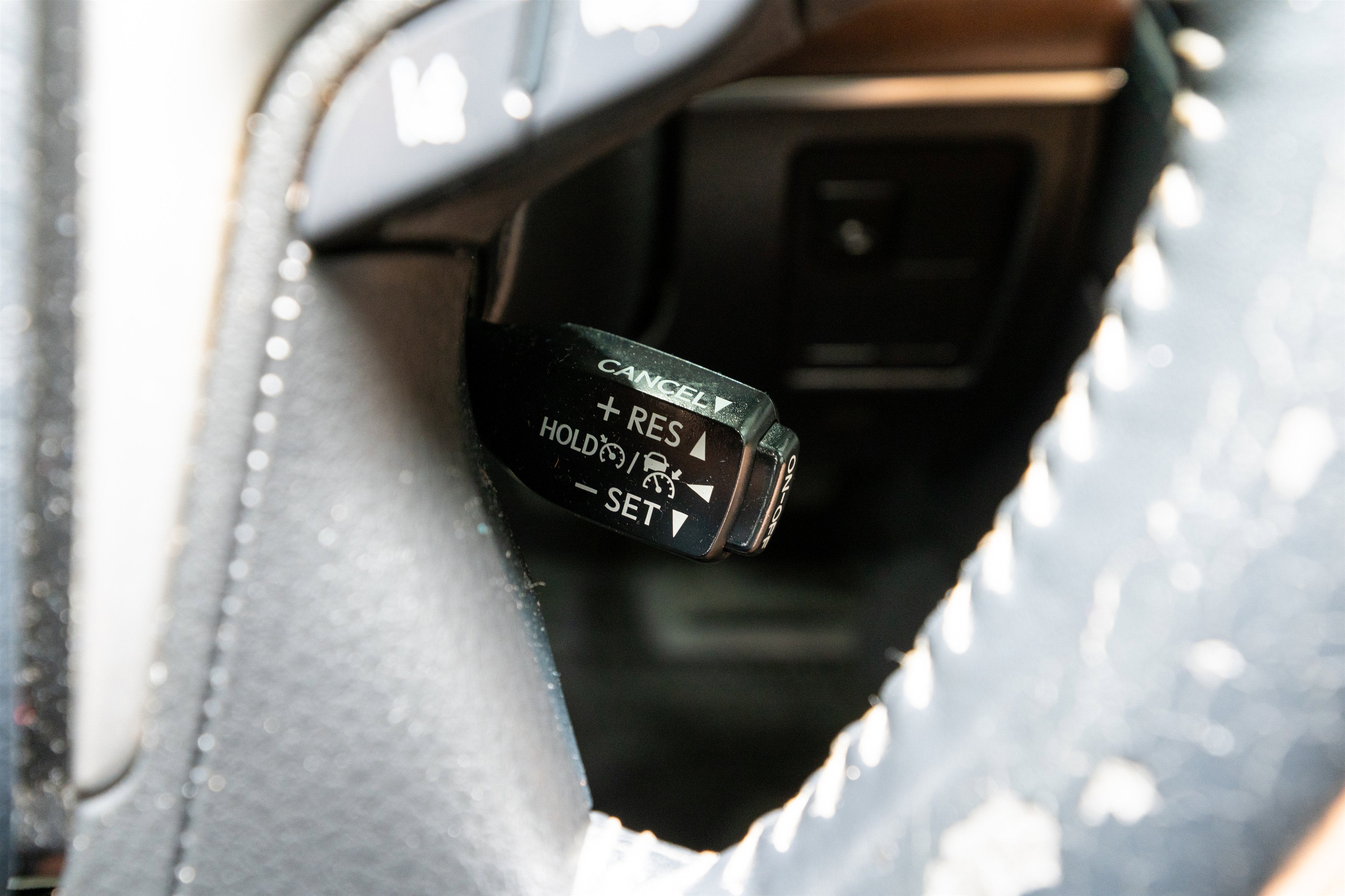 2016 Toyota Land Cruiser Base