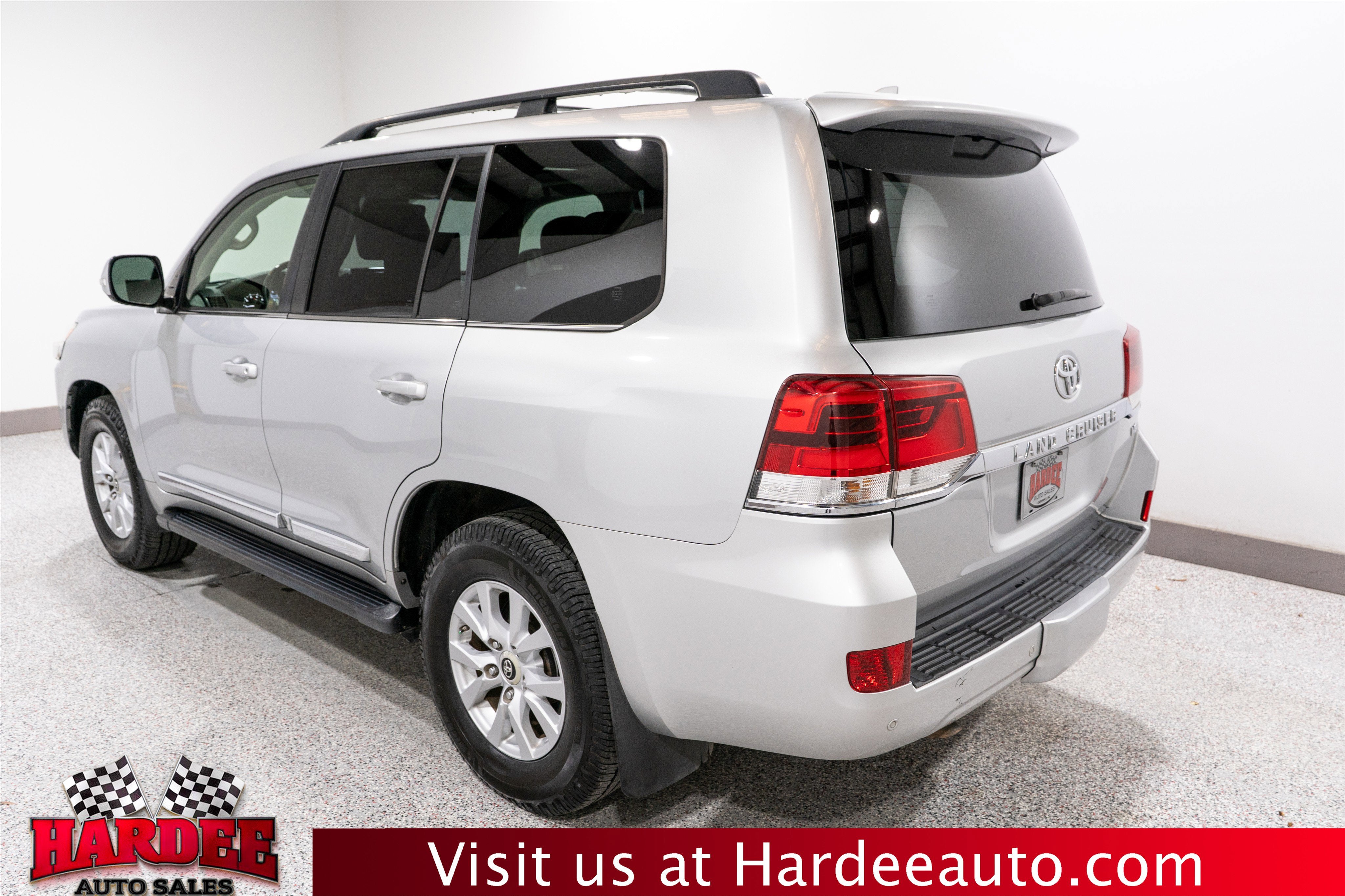 2016 Toyota Land Cruiser Base