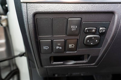 2016 Toyota Land Cruiser Base