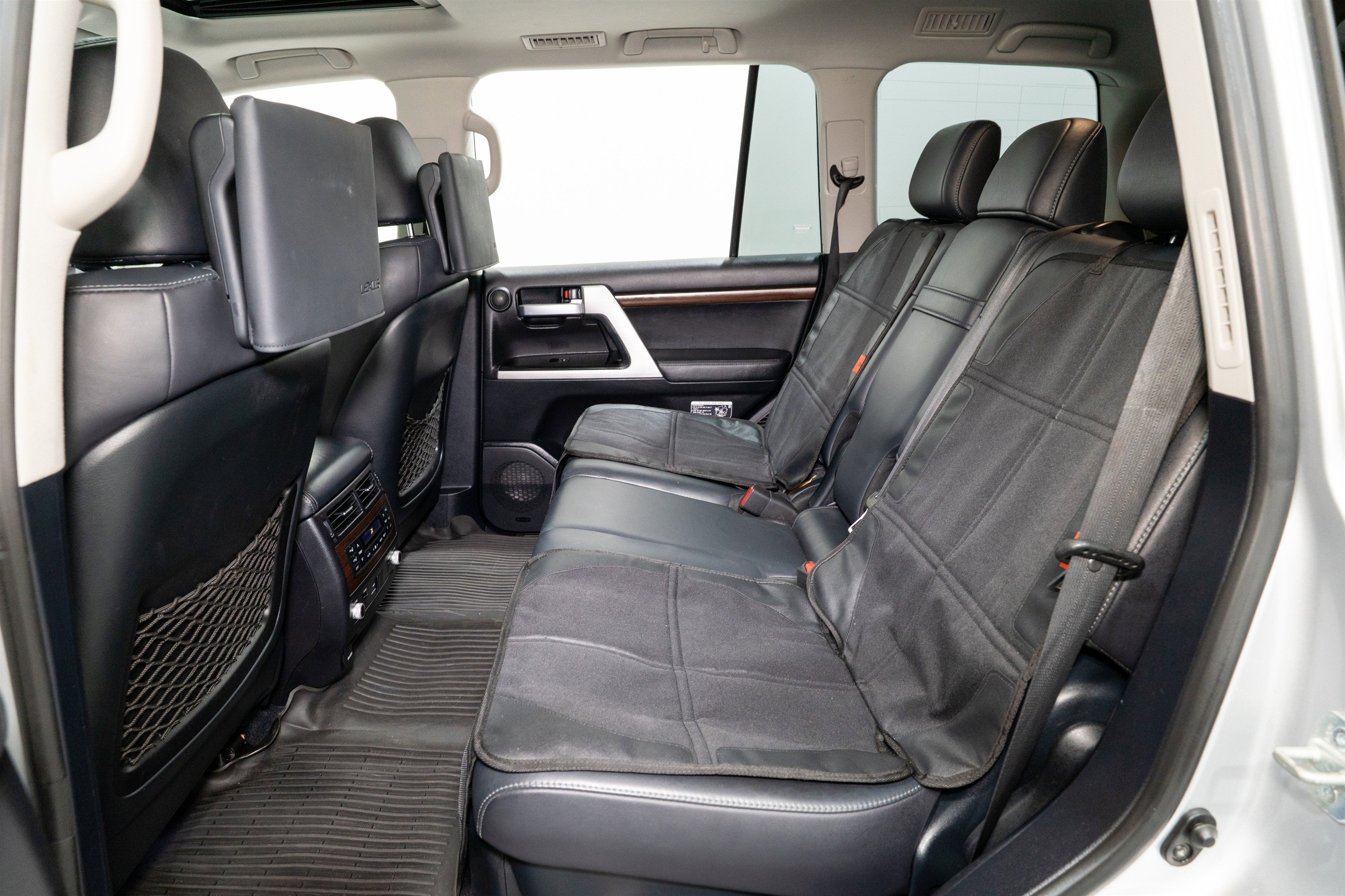 2016 Toyota Land Cruiser Base