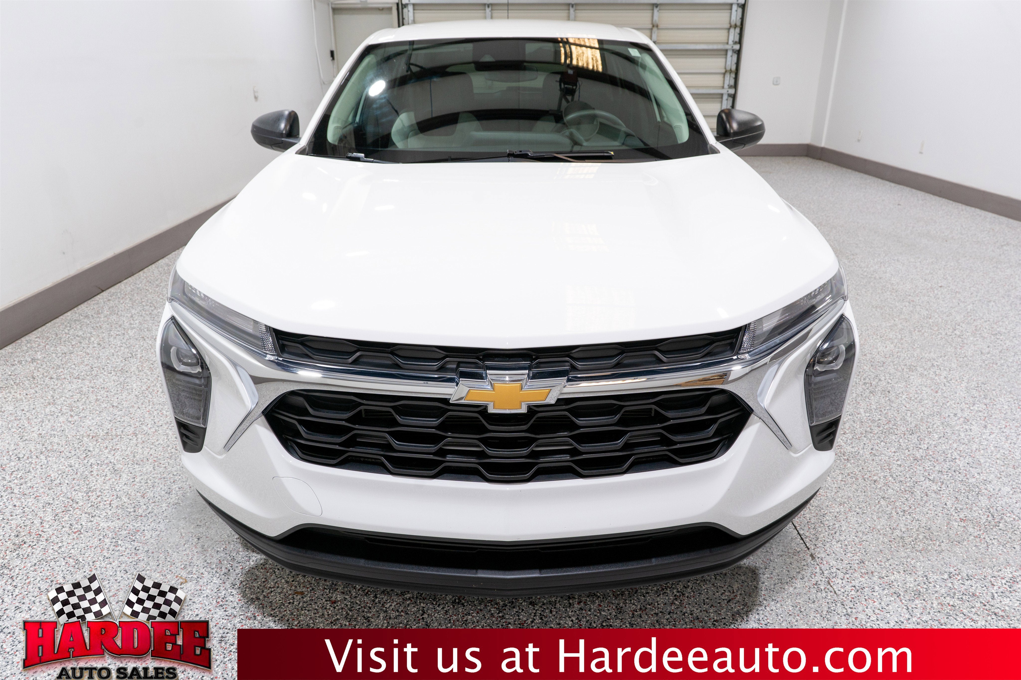 2024 Chevrolet Trax LS