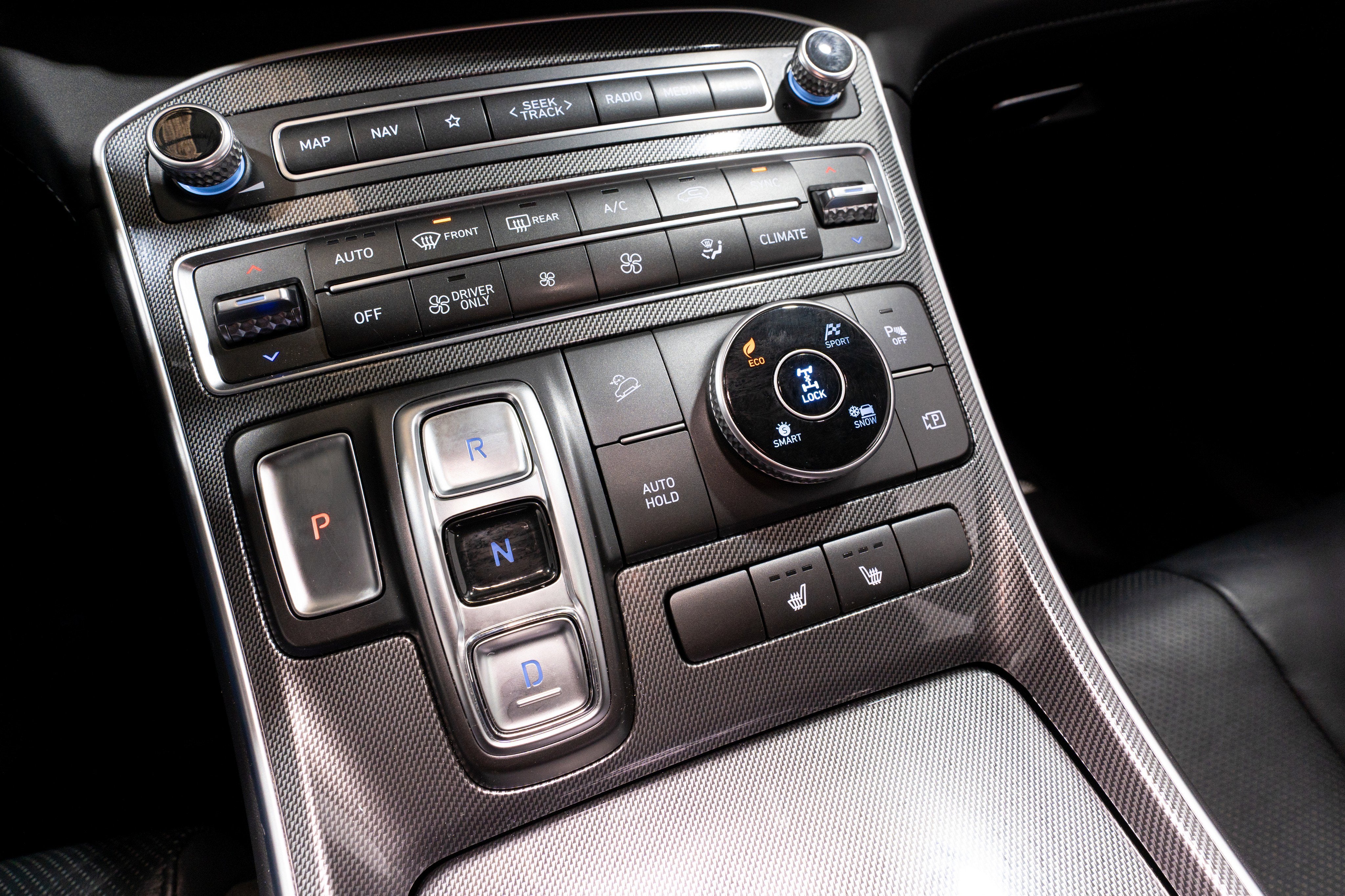 2022 Hyundai Santa Fe Hybrid SEL Premium