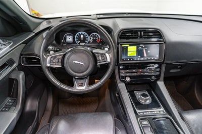 2018 Jaguar F-PACE S