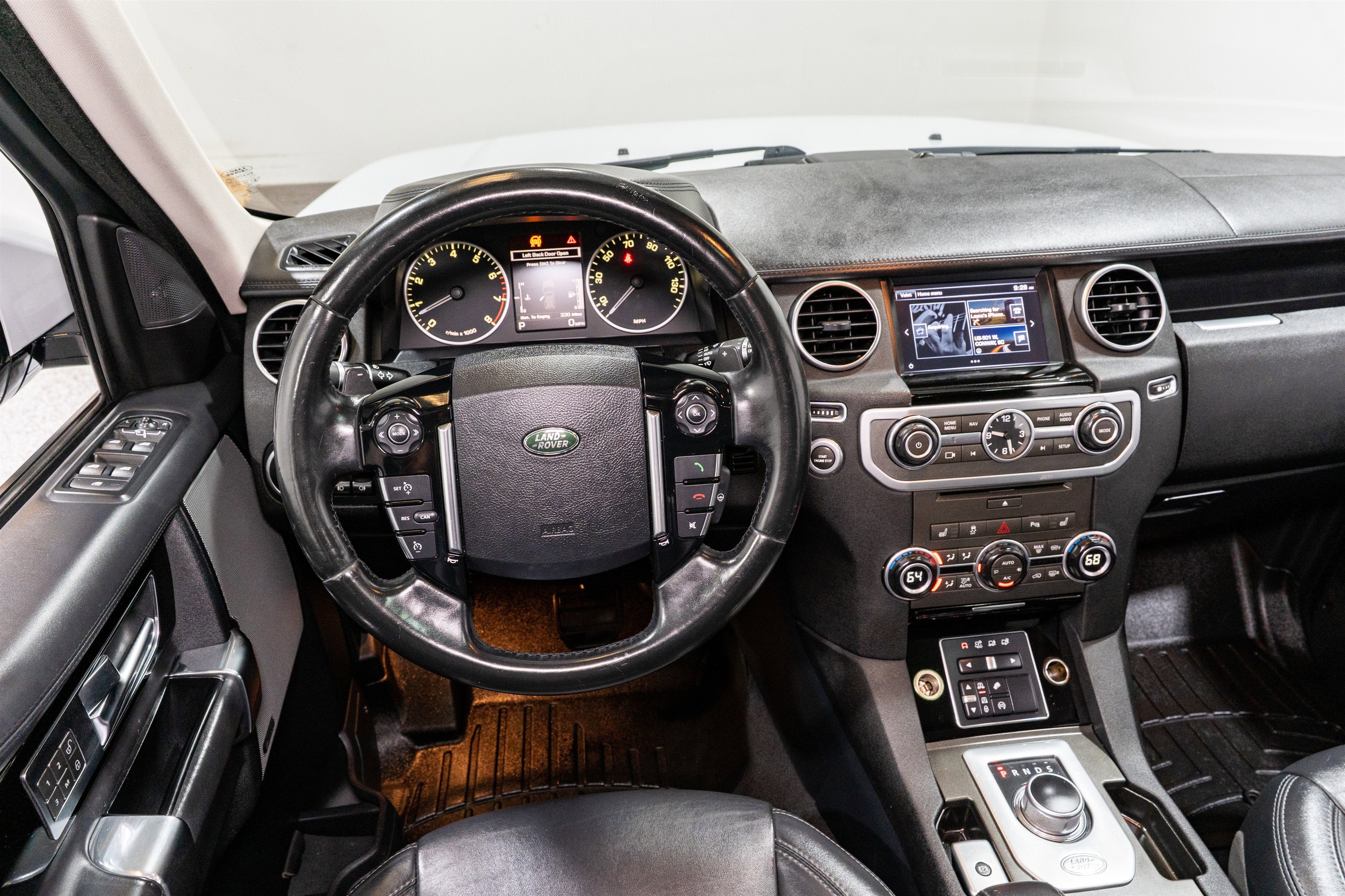 2016 Land Rover LR4 HSE LUX