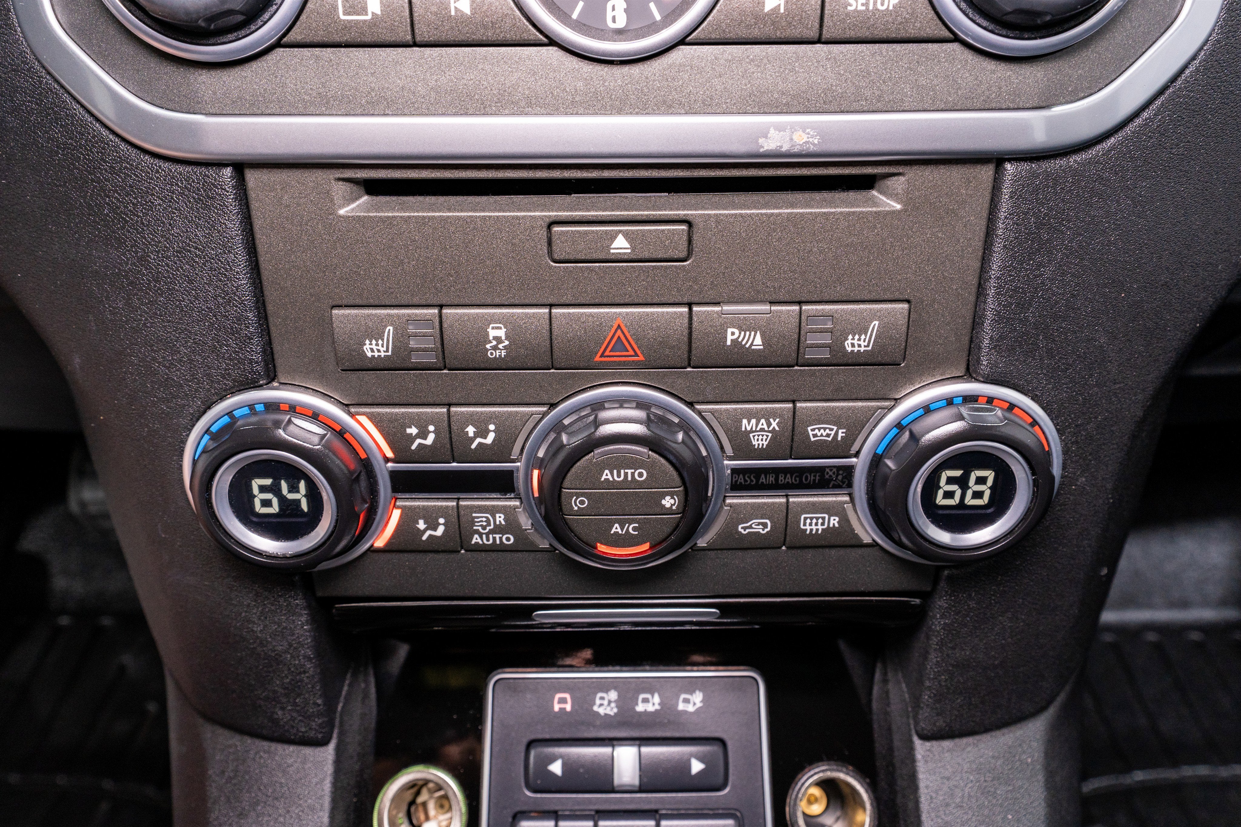 2016 Land Rover LR4 HSE LUX