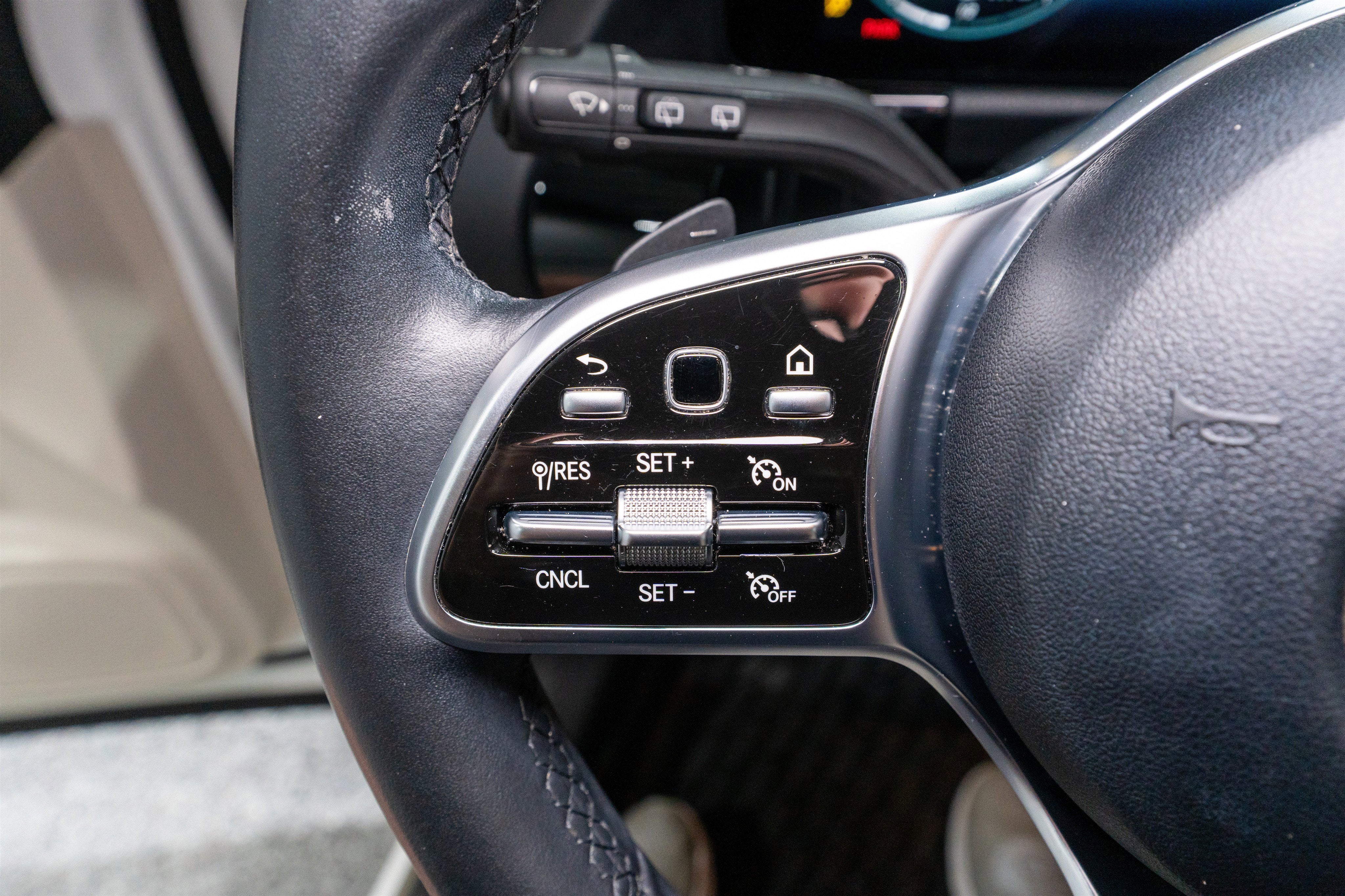 2023 Mercedes-Benz GLA 250