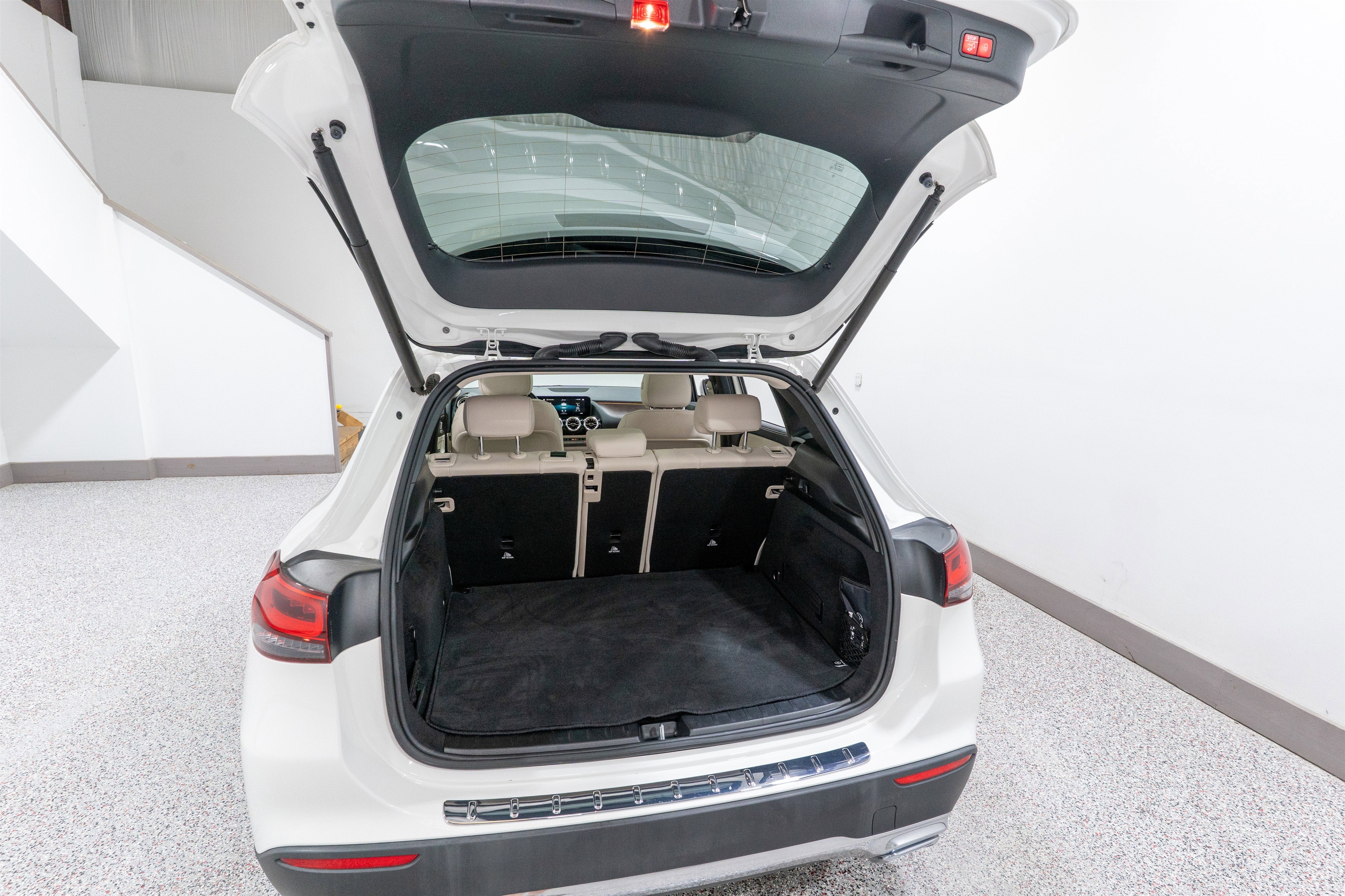 2023 Mercedes-Benz GLA 250