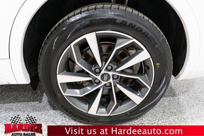 2022 Audi Q5 S line Premium Plus