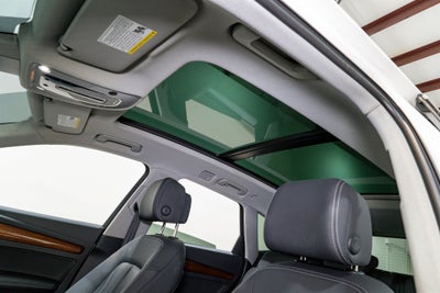 2022 Audi Q5 S line Premium Plus