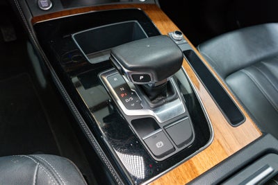 2022 Audi Q5 S line Premium Plus