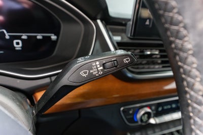 2022 Audi Q5 S line Premium Plus