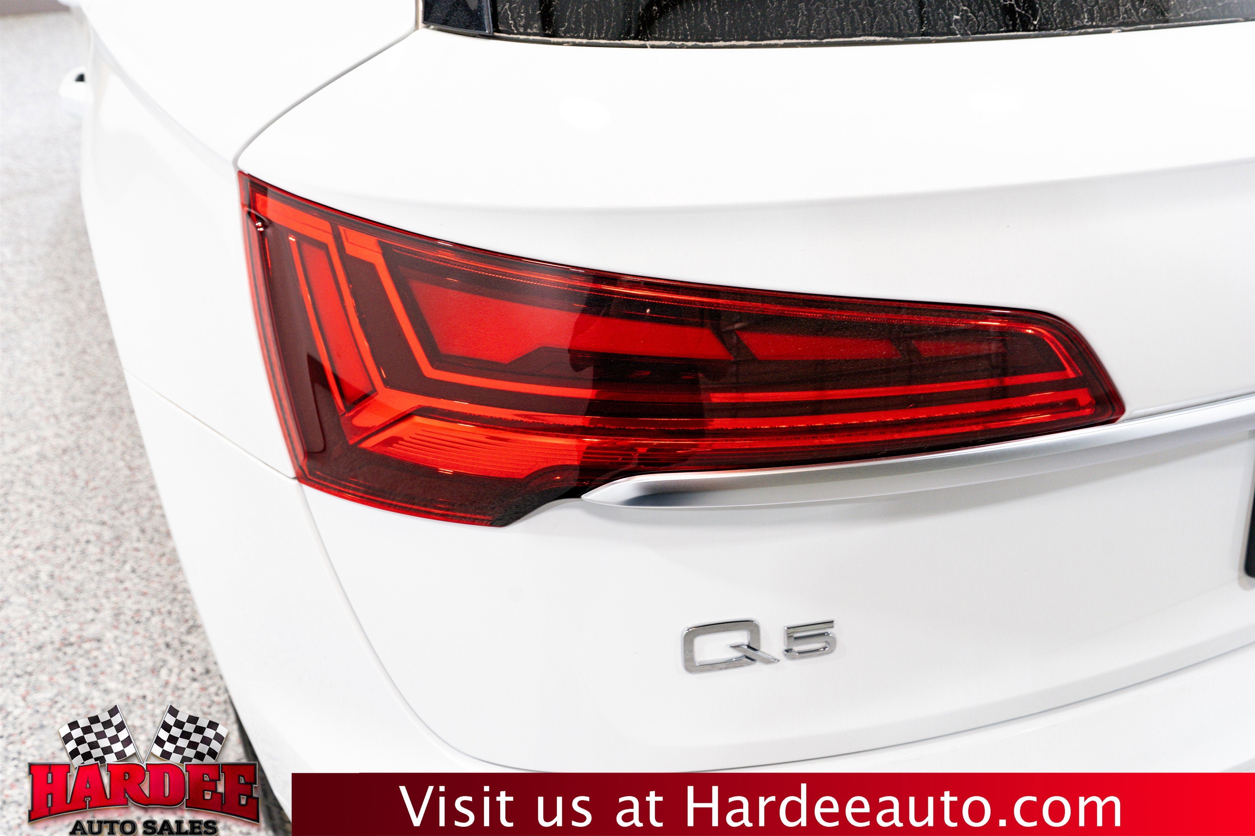 2022 Audi Q5 S line Premium Plus