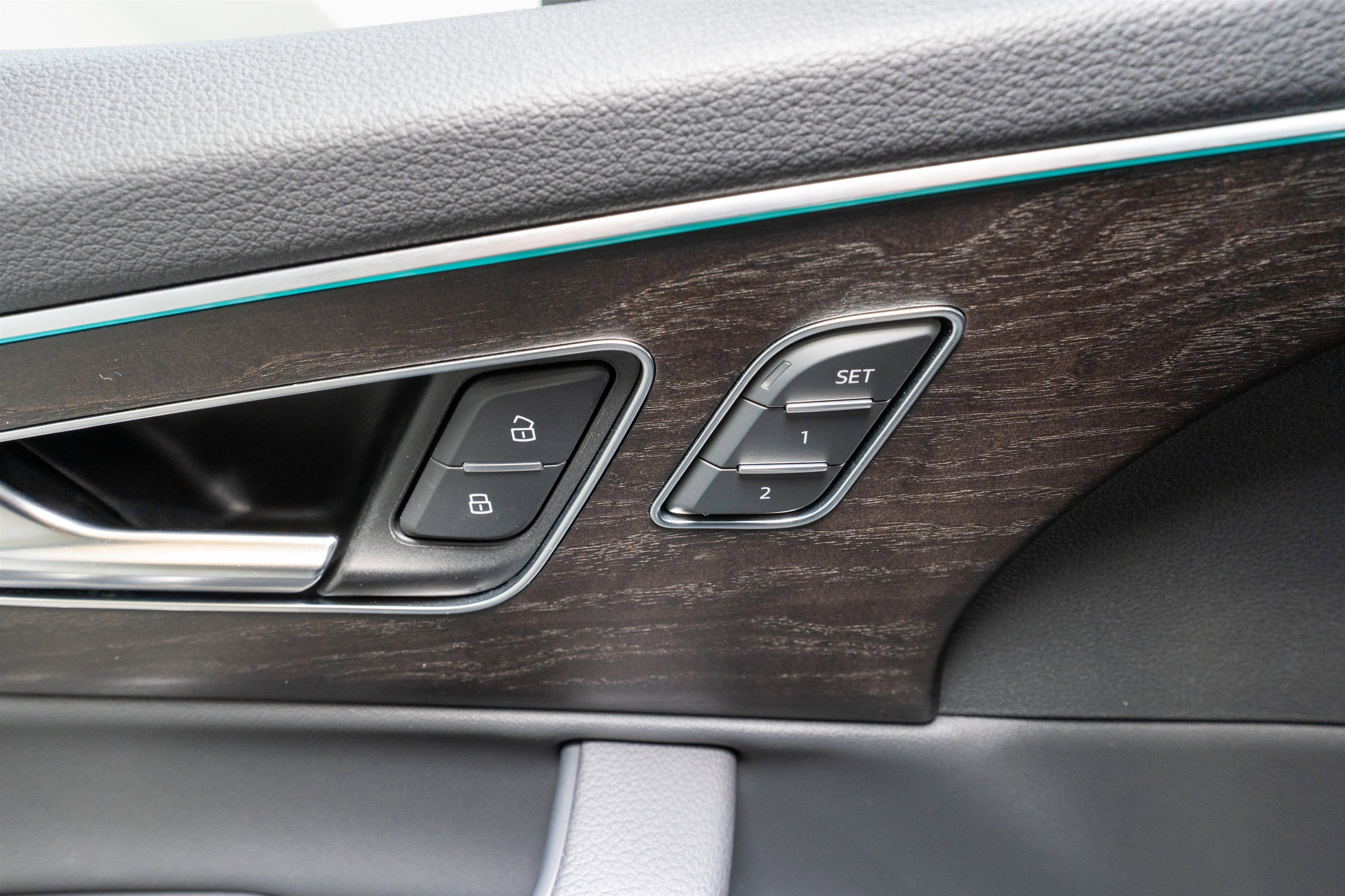 2022 Audi Q7 Premium Plus