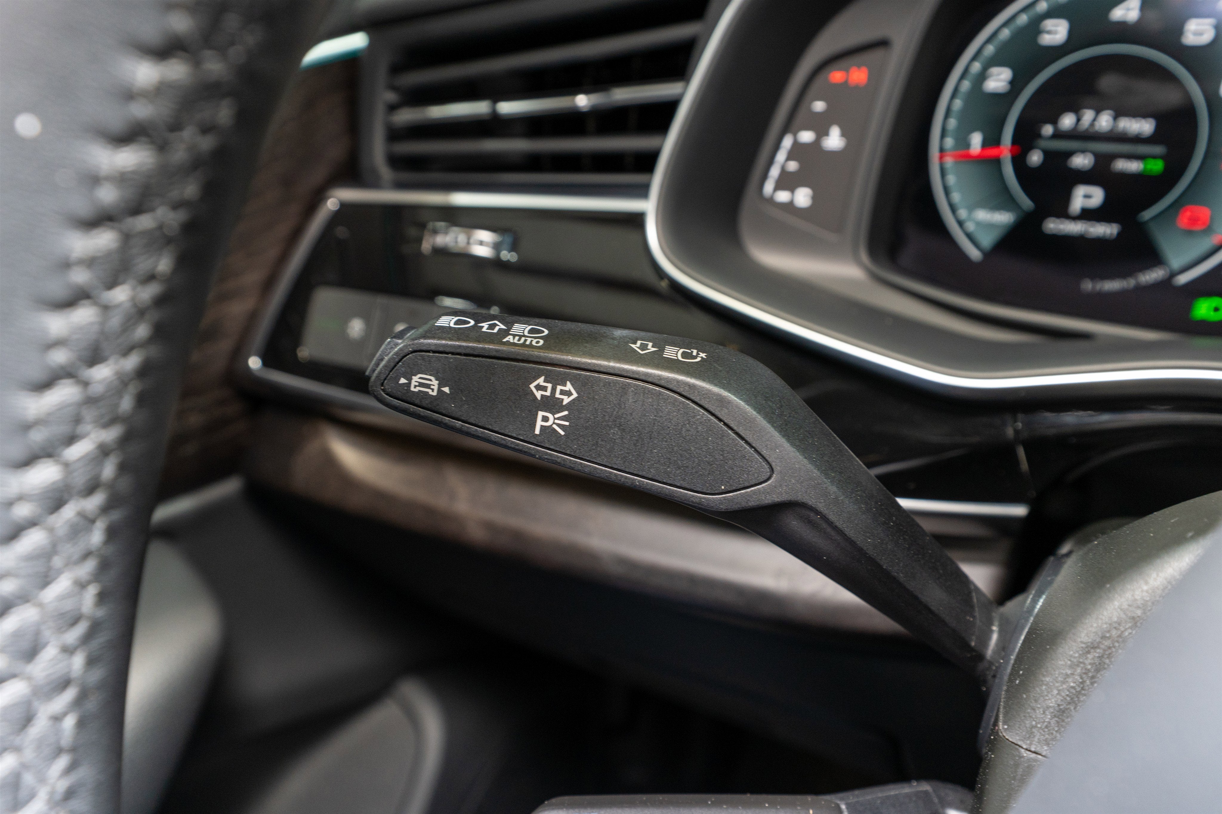 2022 Audi Q7 Premium Plus