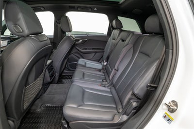 2022 Audi Q7 Premium Plus