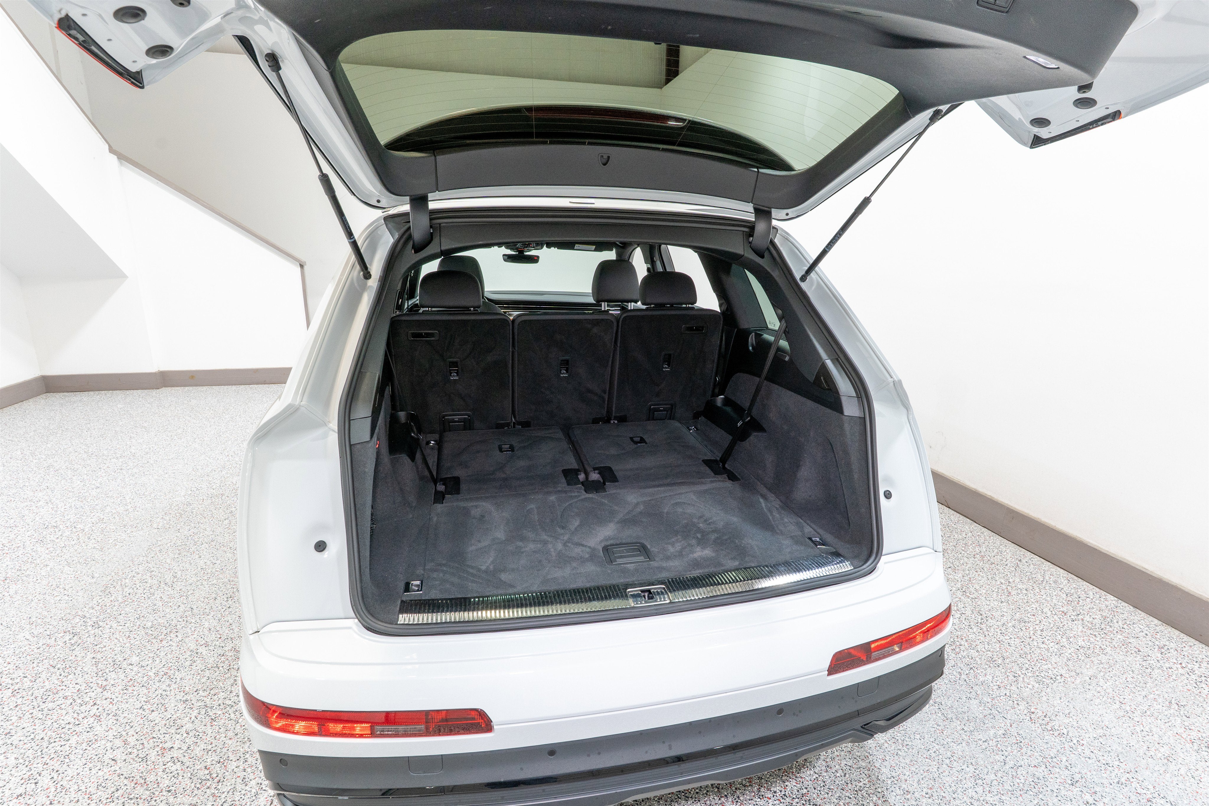 2022 Audi Q7 Premium Plus