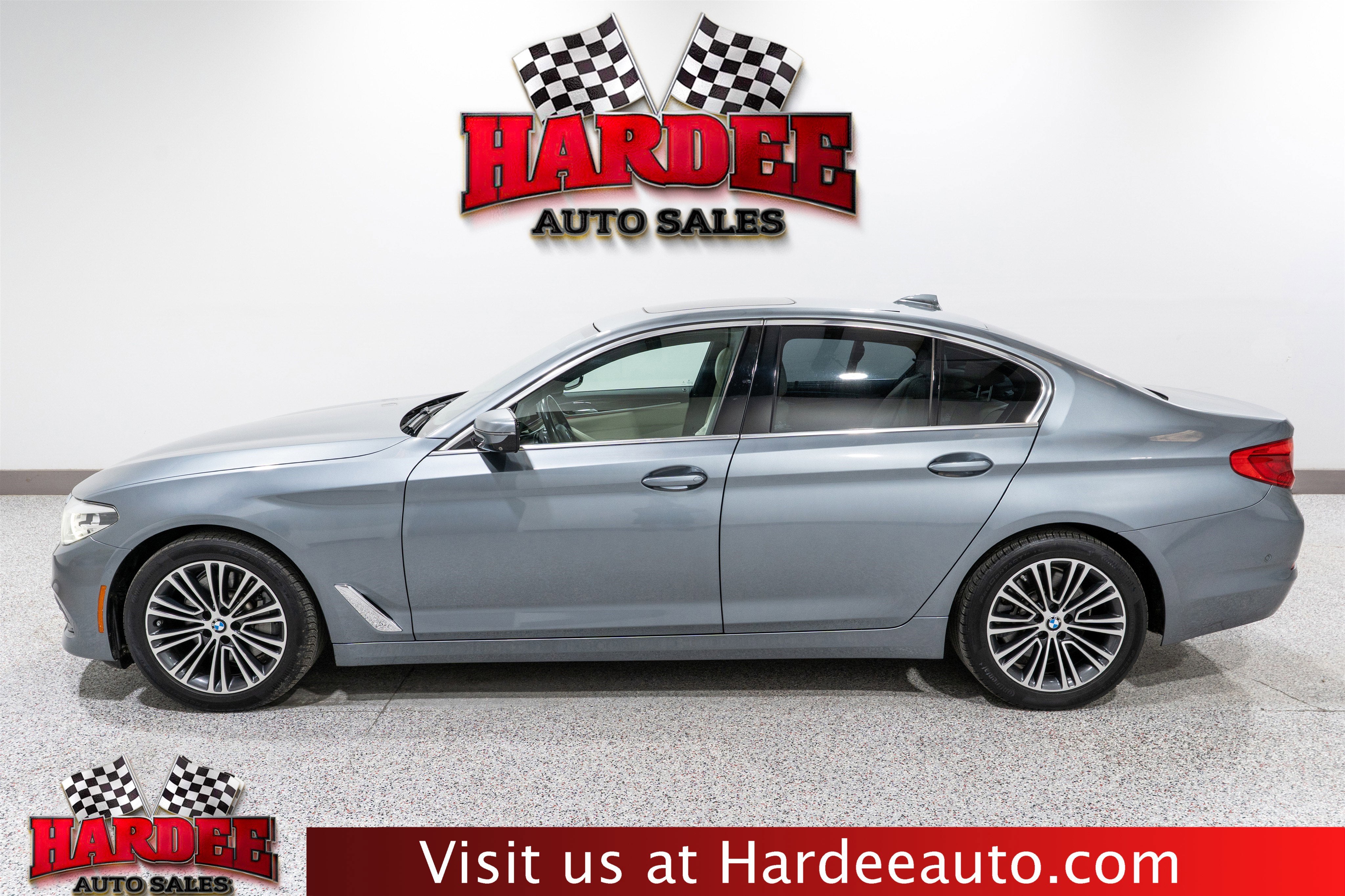 2019 BMW 5 Series 540i