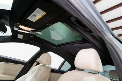 2019 BMW 5 Series 540i