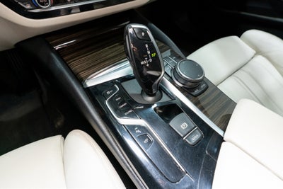 2019 BMW 5 Series 540i