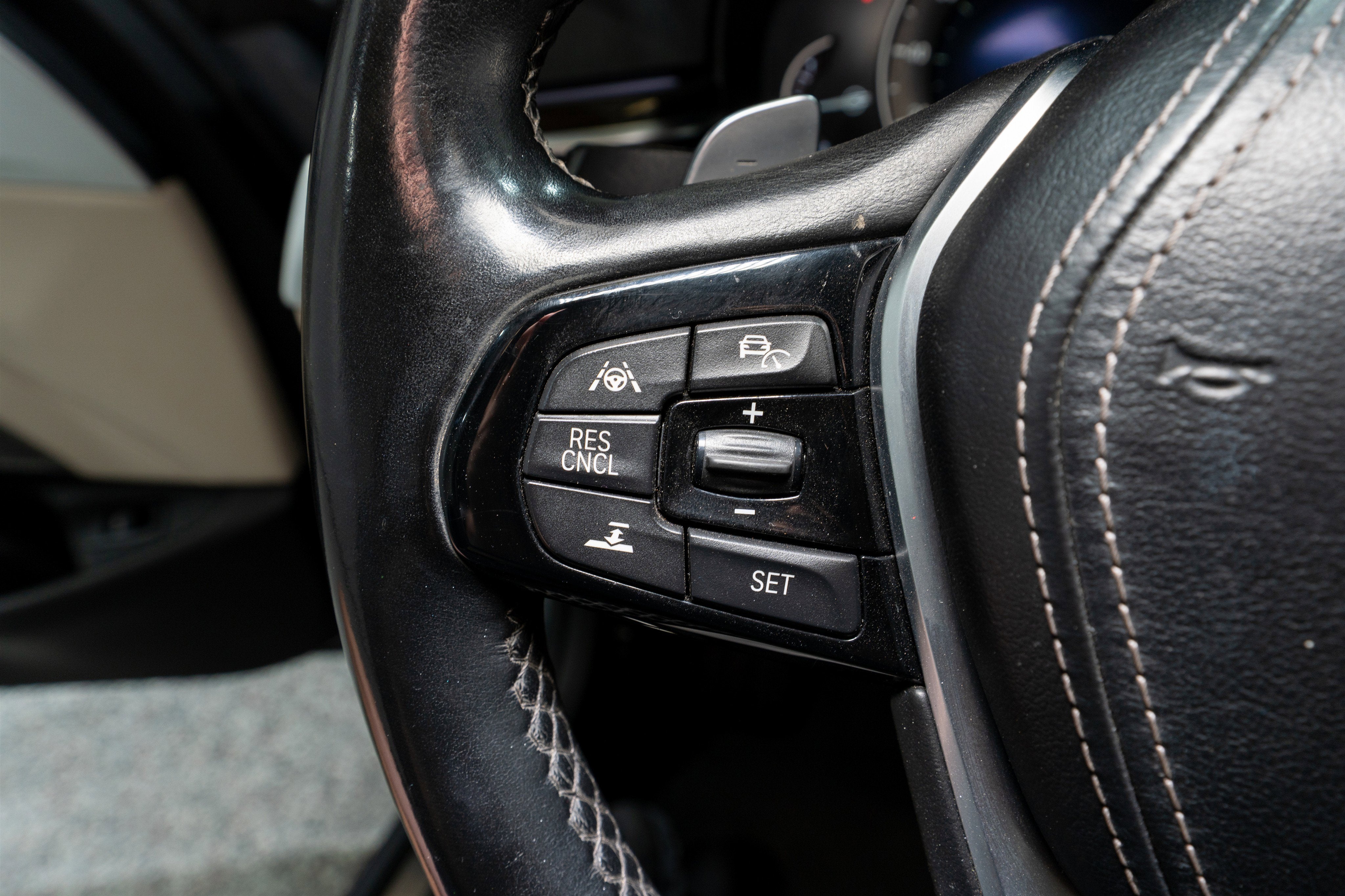 2019 BMW 5 Series 540i