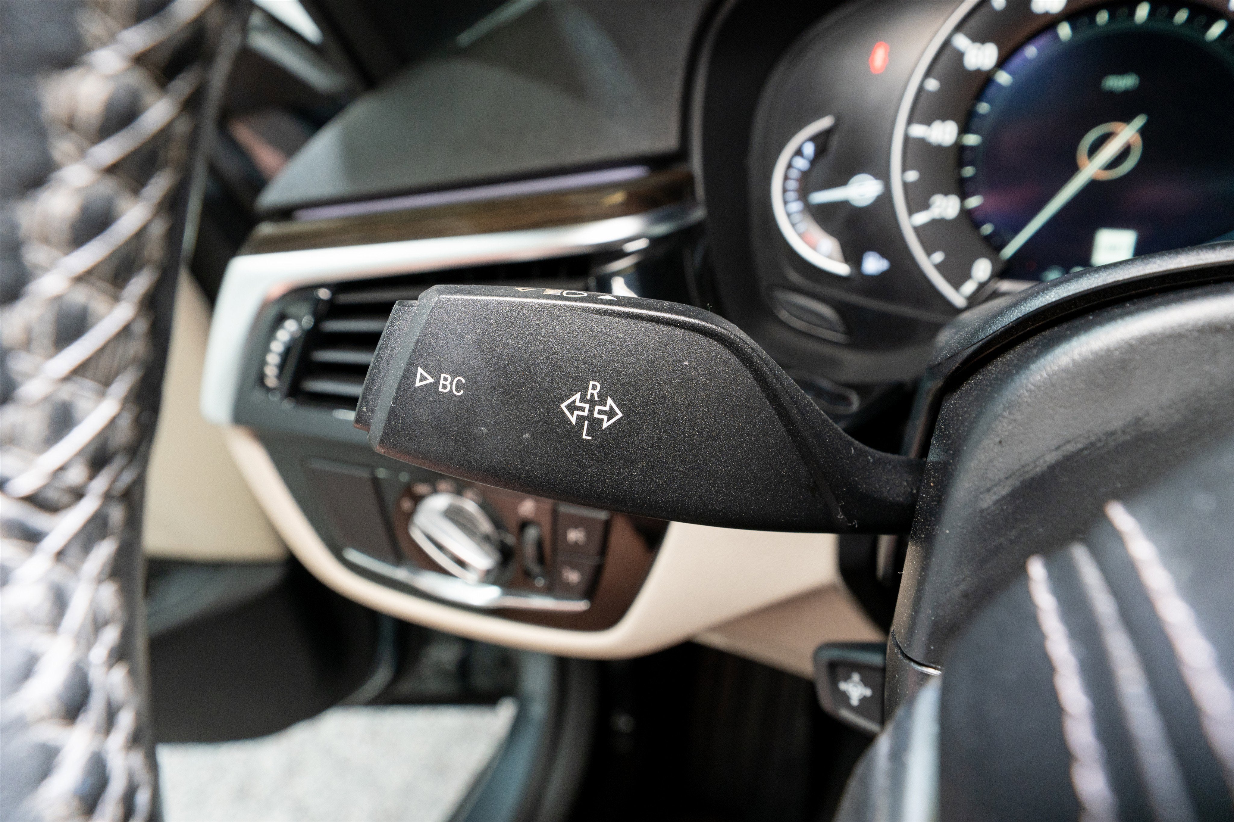 2019 BMW 5 Series 540i