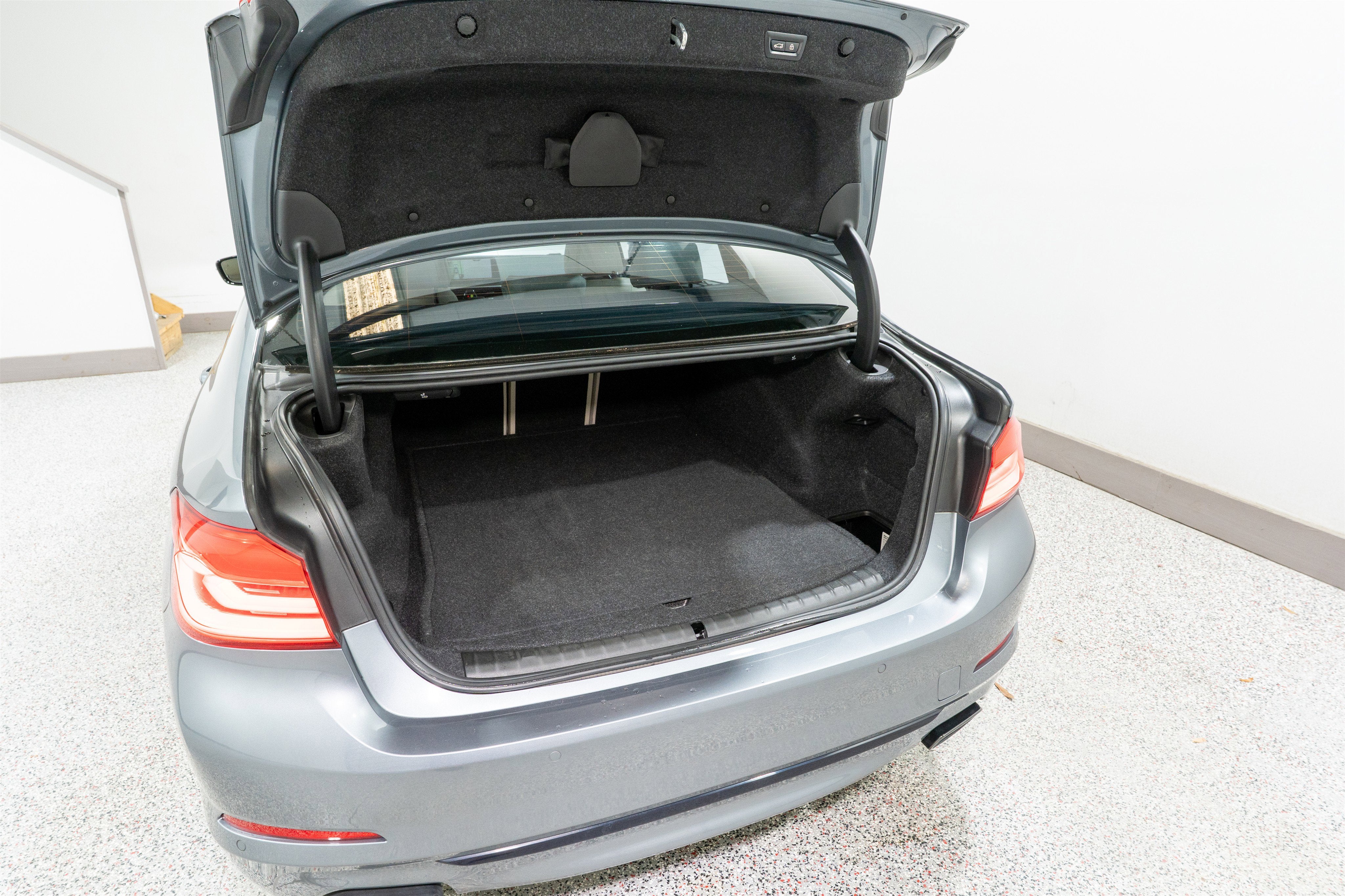 2019 BMW 5 Series 540i