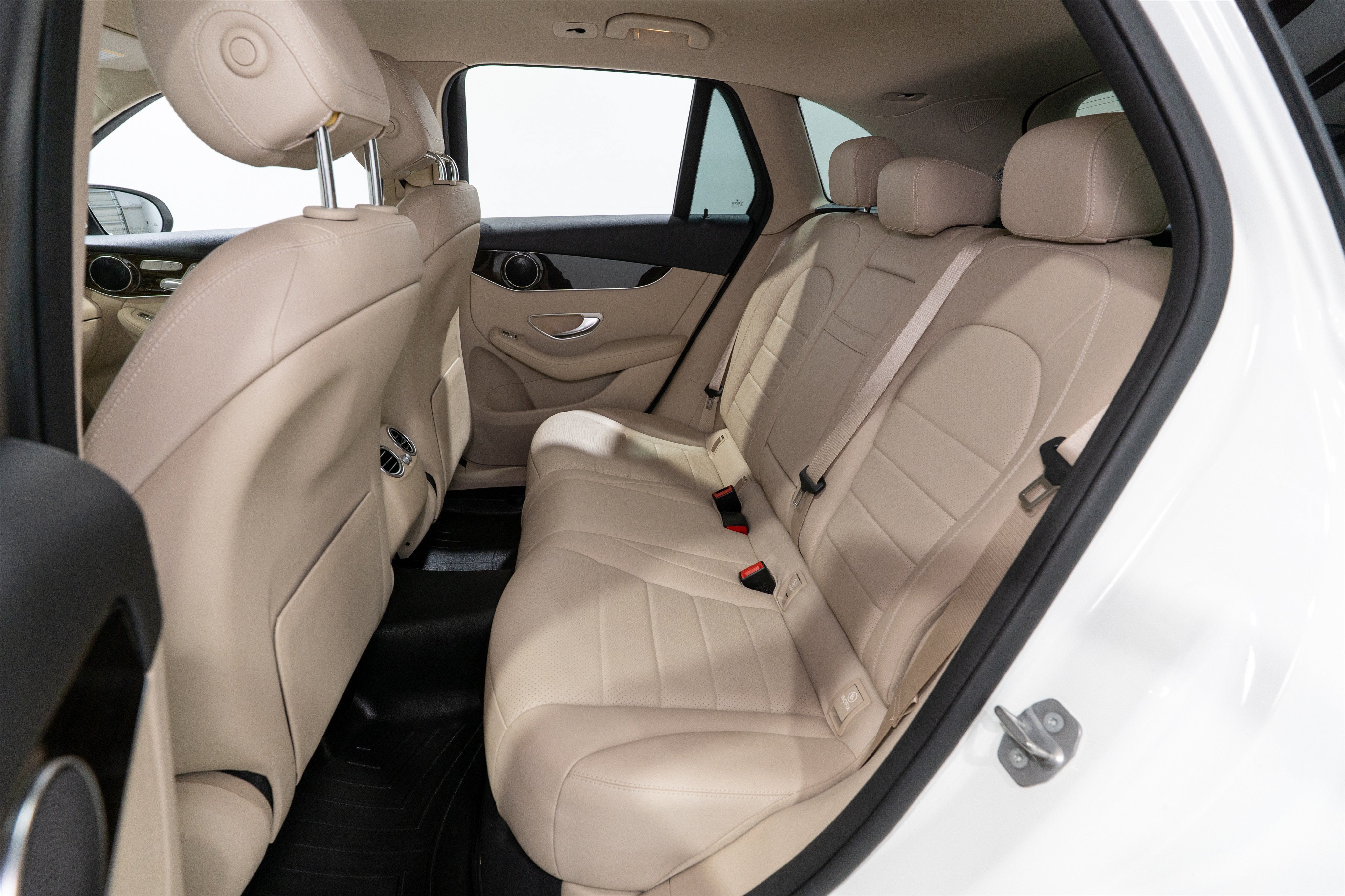 2020 Mercedes-Benz GLC 300