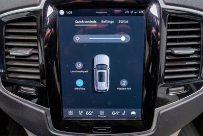 2023 Volvo XC90 Plus