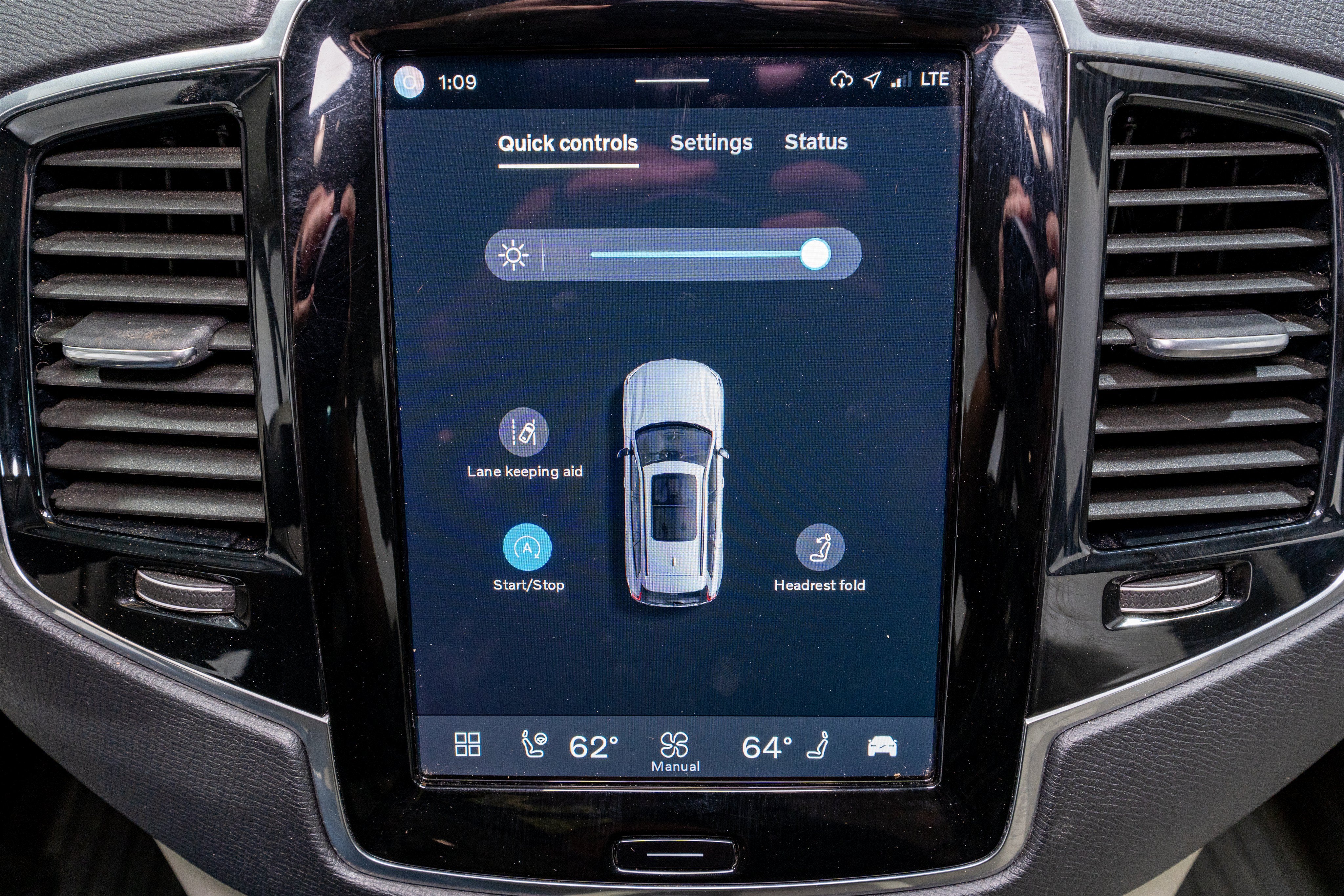 2023 Volvo XC90 Plus
