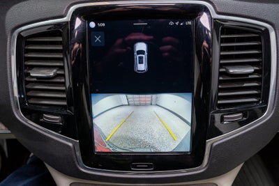2023 Volvo XC90 Plus