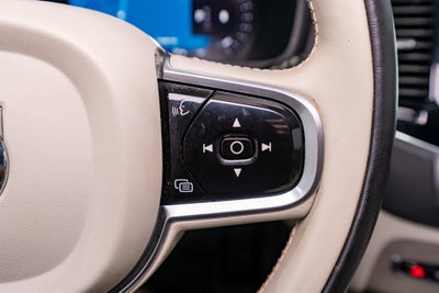 2023 Volvo XC90 Plus