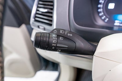 2023 Volvo XC90 Plus