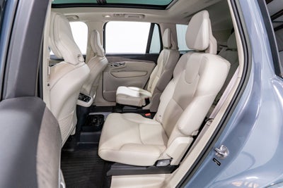 2023 Volvo XC90 Plus