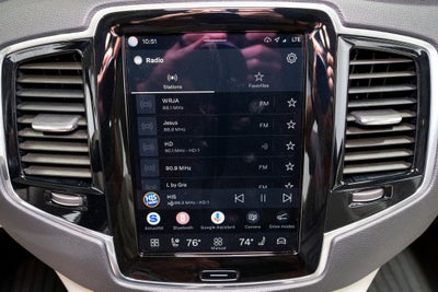 2023 Volvo XC90 Plus