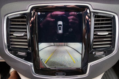 2023 Volvo XC90 Plus